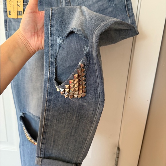 NWT Toxik3 Women’s Jeans with Studded Accents - Picture 4 of 6